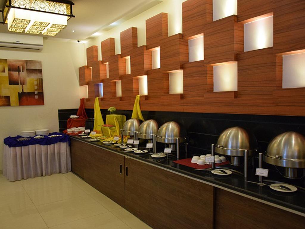 Hotel Sai Jashan Shirdi - Where Blessings & Comfort Meet Kültér fotó