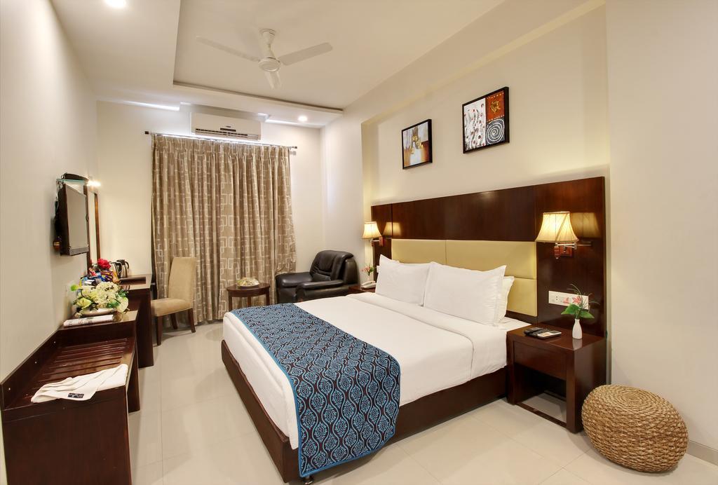 Hotel Sai Jashan Shirdi - Where Blessings & Comfort Meet Kültér fotó